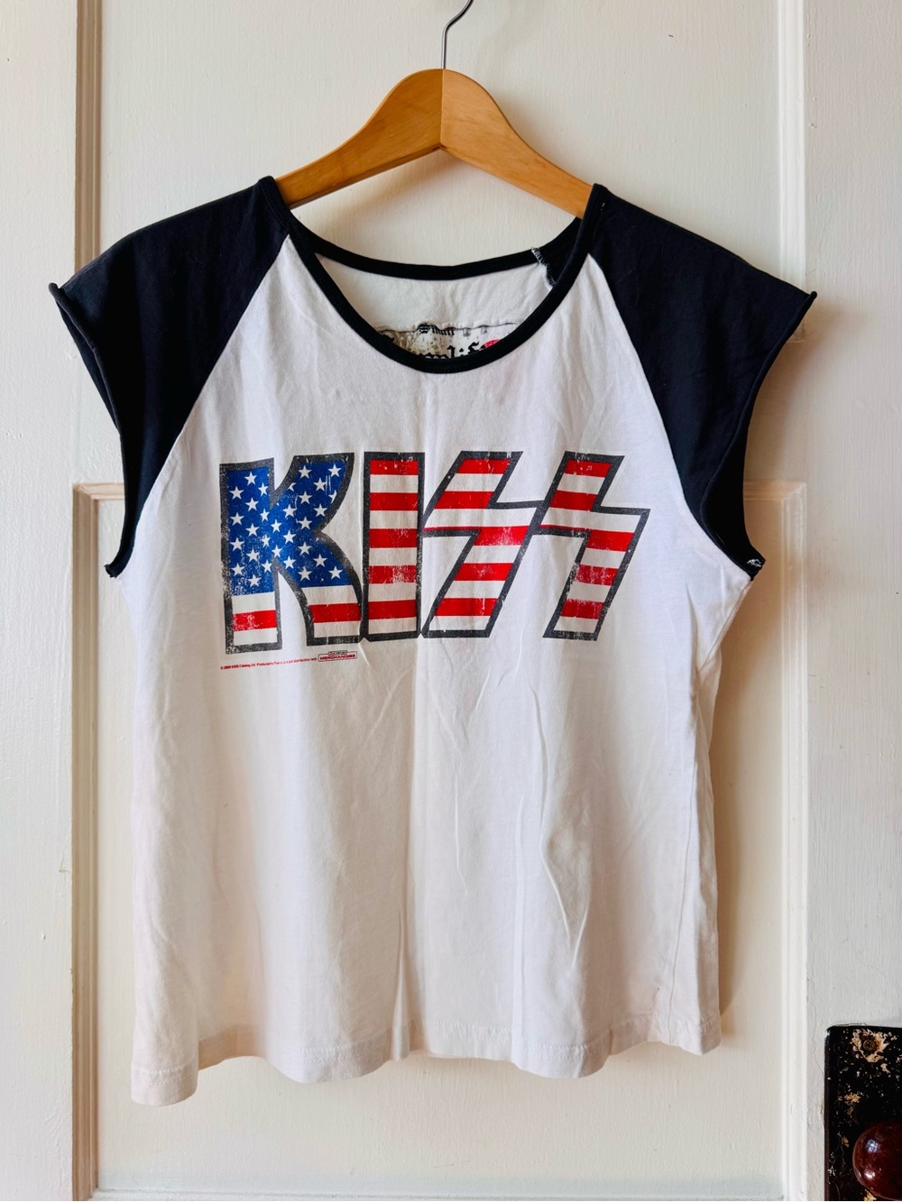 KISS | 2009 USA Live Nation Raglan Sleeve Graphic Muscle Tee - sz SM